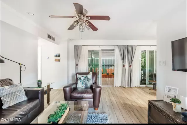 MLS: 6662407 Condo For Sale