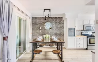 Photo #2: 6662407 Listing 