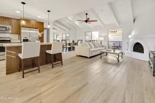 Photo #1: 6662430 Listing