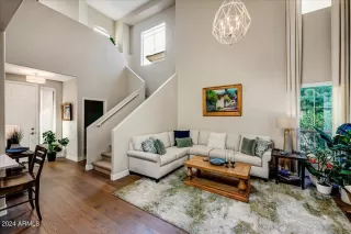 Photo #3: 6662605 Listing 