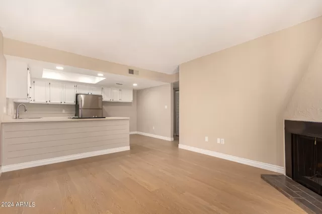 MLS: 6662649 Condo For Sale