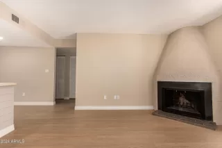 Photo #5: 6662649 Listing 