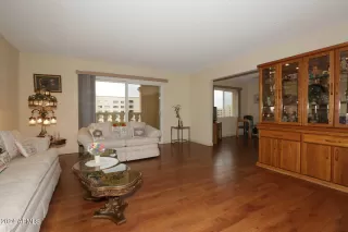Photo #1: 6662712 Listing 