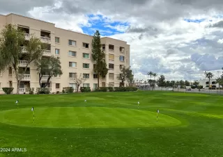 Photo #2: 6662847 Listing 