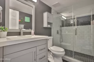 Photo #3: 6662847 Listing 