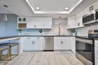 Photo #6: 6662847 Listing 