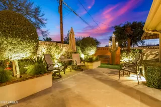 Photo #3: 6663162 Listing