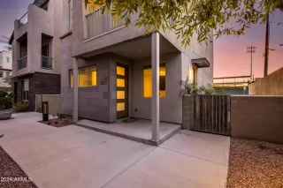 Photo #2: 6663310 Listing 