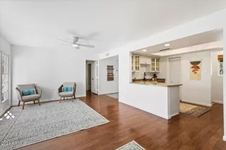 Photo #4: 6663373 Listing