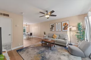 Photo #4: 6663522 Listing