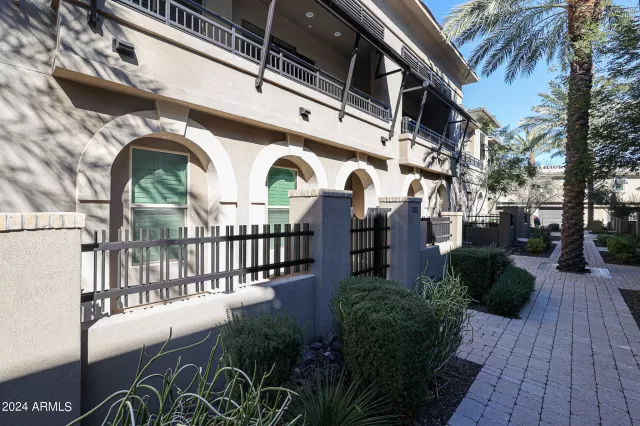 MLS: 6663715 Condo For Sale