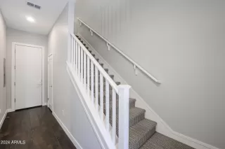 Photo #6: 6663715 Listing