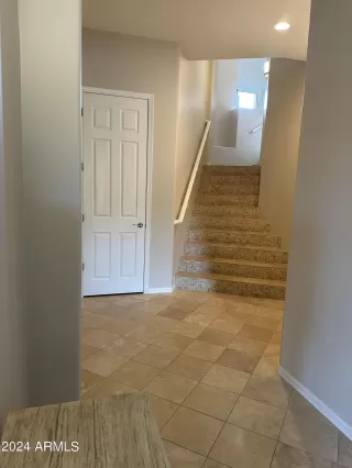 Photo #6: 6663971 Listing