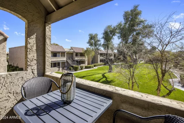 MLS: 6664022 Condo For Sale