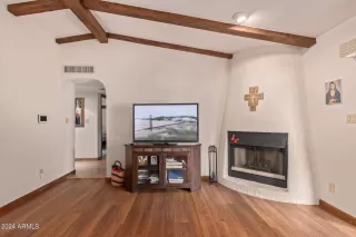 Photo #6: 6664104 Listing 