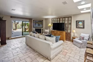 Photo #6: 6664109 Listing 