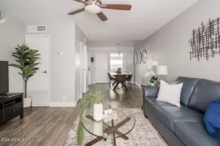 Photo #2: 6664213 Listing