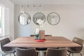 Photo #5: 6664213 Listing