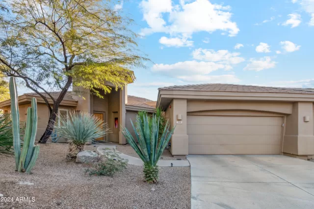 MLS: 6664405 Condo For Sale