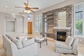 Photo #6: 6664509 Listing 