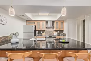 Photo #6: 6664715 Listing 