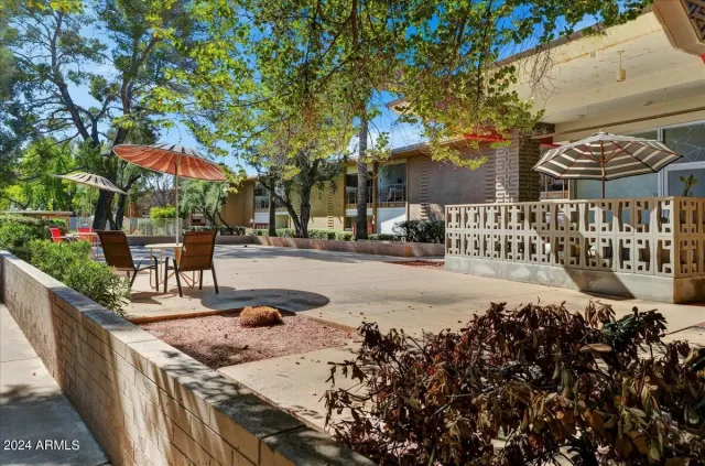 MLS: 6664837 Condo For Sale