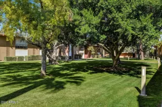 Photo #2: 6664837 Listing