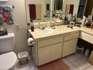 Photo #6: 6664914 Listing