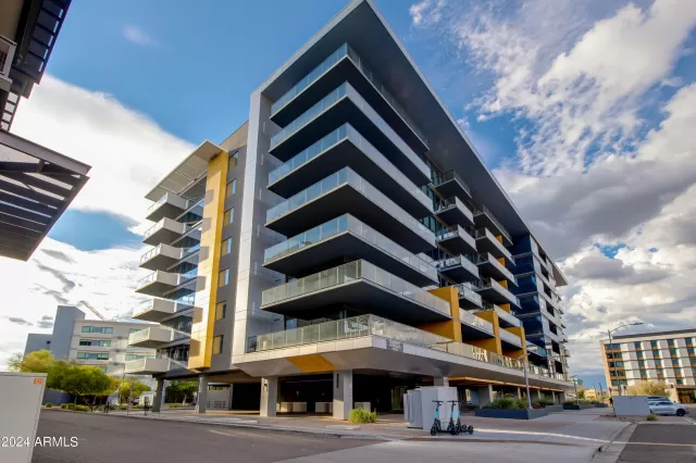 MLS: 6665054 Condo For Sale