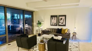 Photo #4: 6665141 Listing