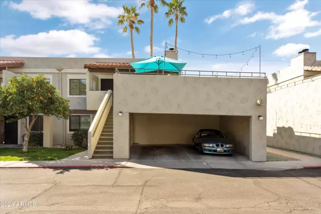 MLS: 6665203 Condo For Sale