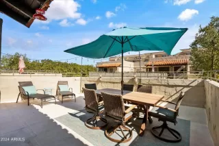 Photo #2: 6665203 Listing 