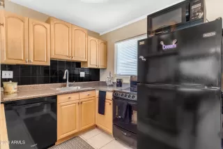 Photo #3: 6665394 Listing 