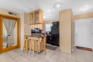 Photo #5: 6665394 Listing 