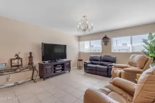 Photo #6: 6665394 Listing 