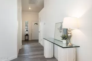Photo #4: 6665471 Listing