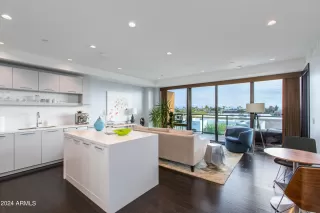 Photo #2: 6665479 Listing