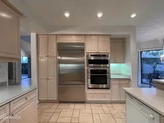 Photo #5: 6665628 Listing 