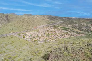 Photo #3: 6665705 Listing