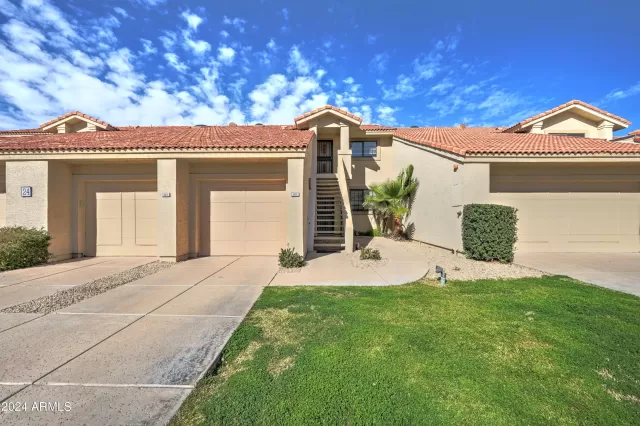 MLS: 6665766 Condo For Sale