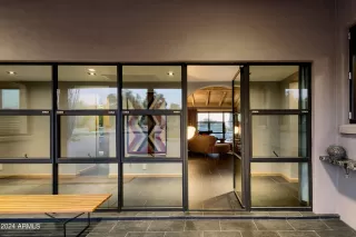 Photo #2: 6665769 Listing