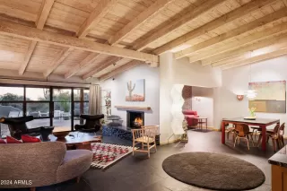 Photo #4: 6665769 Listing