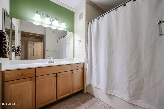 MLS: 6665830 Condo For Sale