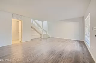 Photo #4: 6666080 Listing