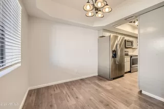 Photo #6: 6666080 Listing