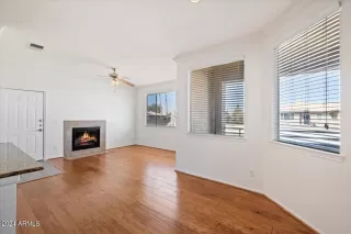 Photo #6: 6666239 Listing