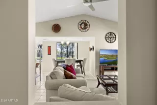 Photo #3: 6666437 Listing