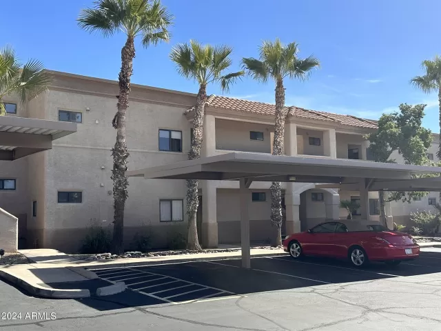 MLS: 6666442 Condo For Sale