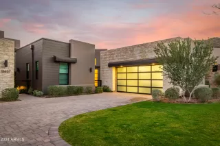 Photo #3: 6666703 Listing