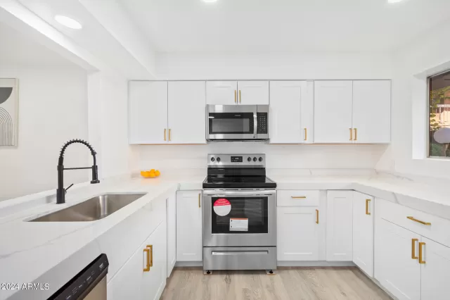 MLS: 6666729 Condo For Sale